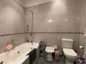 VENTA DEPARTAMENTO 4 AMBIENTES - LA BOCA