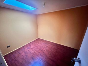 AMPLIA CASA EN VENTA, SECTOR SUR
