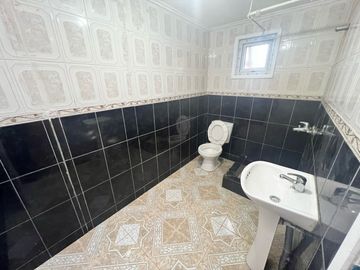 AMPLIA CASA EN VENTA, SECTOR SUR
