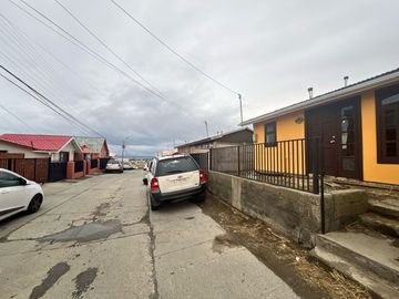 AMPLIA CASA EN VENTA, SECTOR SUR