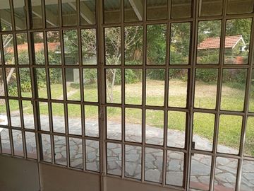 Casa a refaccionar en venta en Beccar