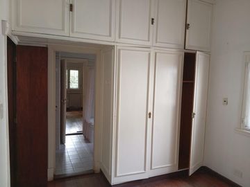 Casa a refaccionar en venta en Beccar