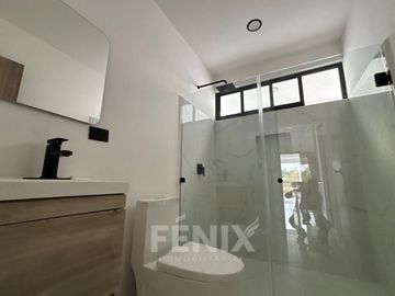 Casa en venta en de 1 sólo nivel - Fracc. Privado al sur de la ciudad