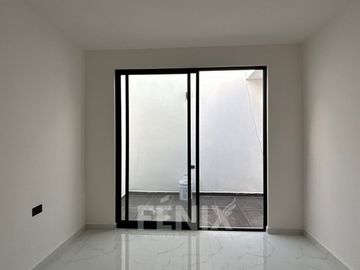 Casa en venta en de 1 sólo nivel - Fracc. Privado al sur de la ciudad
