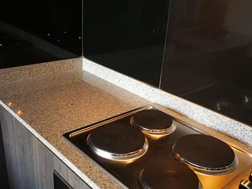 METRO C VALDOVINOS 2 DORMITORIOS 1 BAÑO (FOGAES)