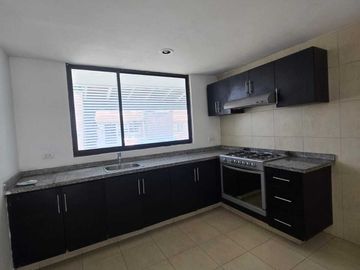 CASA EN VENTA EN LOMAS DE ANGELOPOLIS II