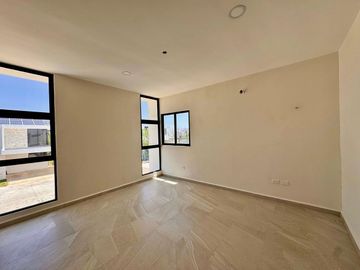 CASA VENTA MÉRIDA, PRIVADA TAMORA, AMENIDADES, 10% ENGANCHE, 3 HABITS Y ALBERCA