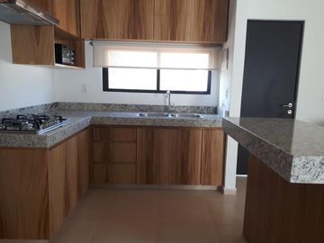 Casa venta en Merida, cerca de la ciudad con amenidades