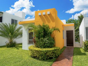 Casa en  venta en PONIENTE de mérida, una oportunidad en precio, y condiciones