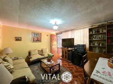 Departamento en Venta en Los Tamarindos 5650