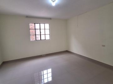 Casa con vista interna en San Martín de Porres