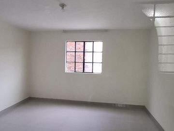 Casa con vista interna en San Martín de Porres