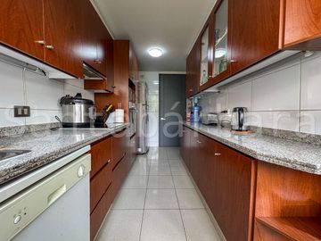 Departamento 4 dormitorios 4 baños