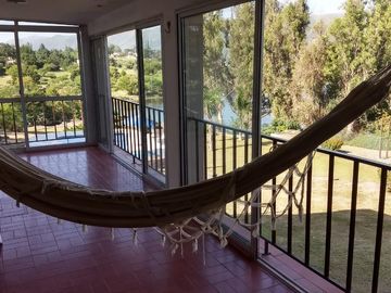 VENTA CASA EN SIQUIMAN CON ACCESO AL LAGO VISTA LAS SIERRAS REF820
