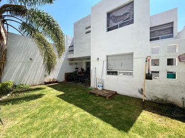 Casa en Venta en Campestre San Juan, SJR, Querétaro.
