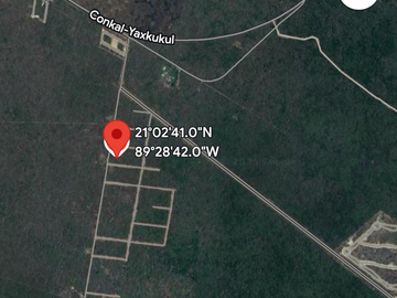 Venta de terreno con servicios en Conkal de 178.75 m2