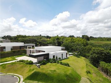 Casa campestre amoblada en venta sector Malabar