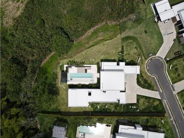 Casa campestre amoblada en venta sector Malabar