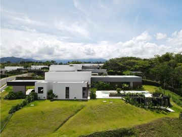 Casa campestre amoblada en venta sector Malabar