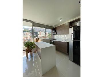 vendo moderno apto piso medio con buena vista loma del indio
