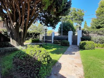 VENTA CASA AMBROSETTI 200 BIS