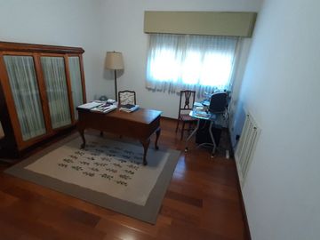 VENTA CASA AMBROSETTI 200 BIS