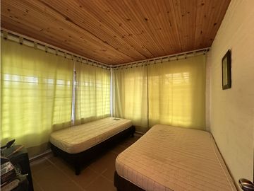 ACOGEDORA FINCA CON PISCINA Y KIOSKO EN PARCELACION EL BOSQUE DAGUA