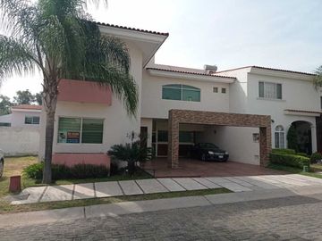 Casa en venta en Condominio San Jose del Tajo, condominio los Álamos 1