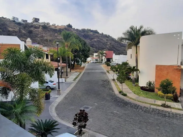 Casa en venta en San Jose del Tajo, Tlajomulco de Zuñiga, Jalisco