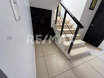 CASA VENTA PUERTA REAL