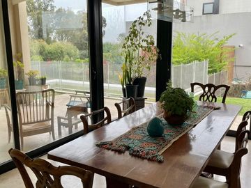 CASA EN BARRIO PRIVADO