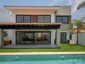 Casa en Fraccionamiento Paraíso Country Club