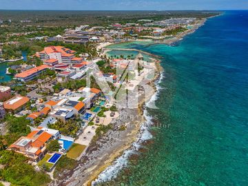 Villa frente al mar en venta