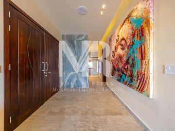 Villa frente al mar en venta