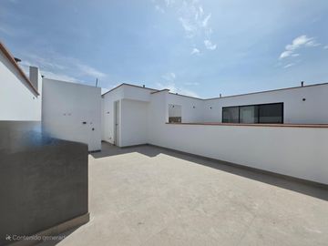Venta de Dúplex de 178 m² – Vista a la ciudad, terraza, 2 cocheras y depósito