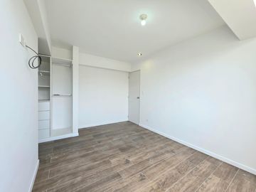 Venta de Dúplex de 178 m² – Vista a la ciudad, terraza, 2 cocheras y depósito