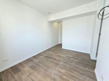 Venta de Dúplex amplio, iluminado y con vista a la ciudad