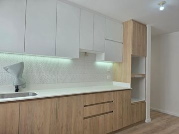 Venta de Moderno Dúplex con Vista a la Calle