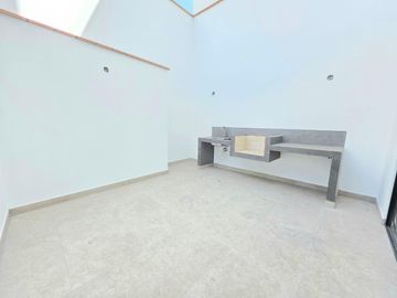 Se Vende Moderno Dúplex en primer piso – 135 m²