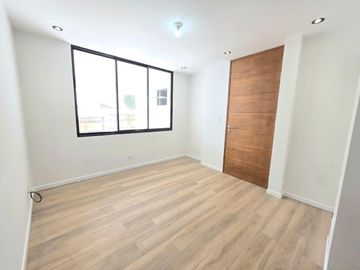 Se Vende Moderno Dúplex en primer piso – 135 m²