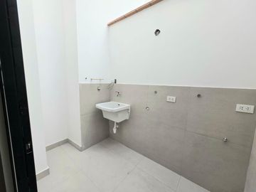 Se Vende Moderno Dúplex en primer piso – 135 m²