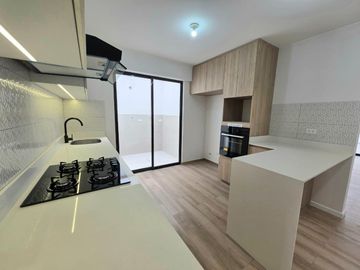 Se Vende Moderno Dúplex en primer piso – 135 m²