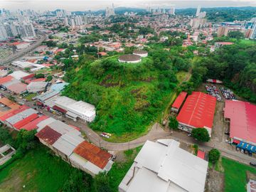 SE VENDE LOTE COMERCIAL TRANSISTMICA