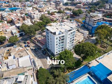 ESTUPENDO PENTHOUSE  A LA VENTA EN BARRANCO DE AMPLIA TERRAZA
