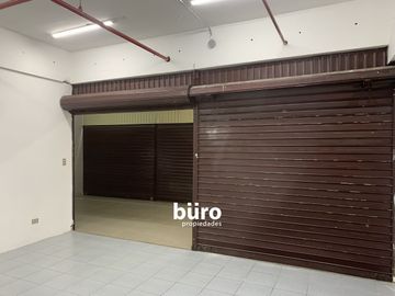 LOCAL COMERCIAL EN VENTA DE 23 M2 EN C.C. COMPUPALACE MIRAFLORES