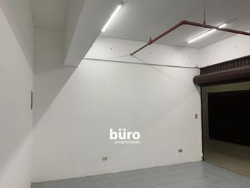 LOCAL COMERCIAL EN VENTA DE 23 M2 EN C.C. COMPUPALACE MIRAFLORES