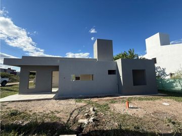 VENTA CASA EN PH FINANCIADA 2 DORMITORIOS VILLA SANTA CRUZ DEL LAGO