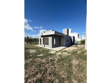 VENTA CASA EN PH FINANCIADA 2 DORMITORIOS VILLA SANTA CRUZ DEL LAGO