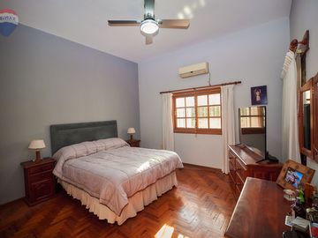 CASA VENTA FLORENCIO VARELA 3 DORMITORIOS PARQUE
