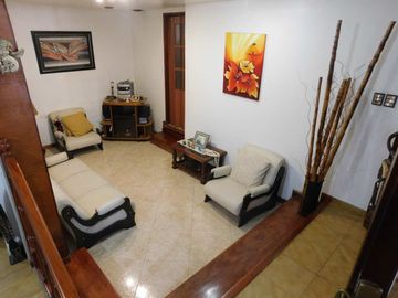 Casa Morón 4 amb mas quincho pileta terrazagaraje